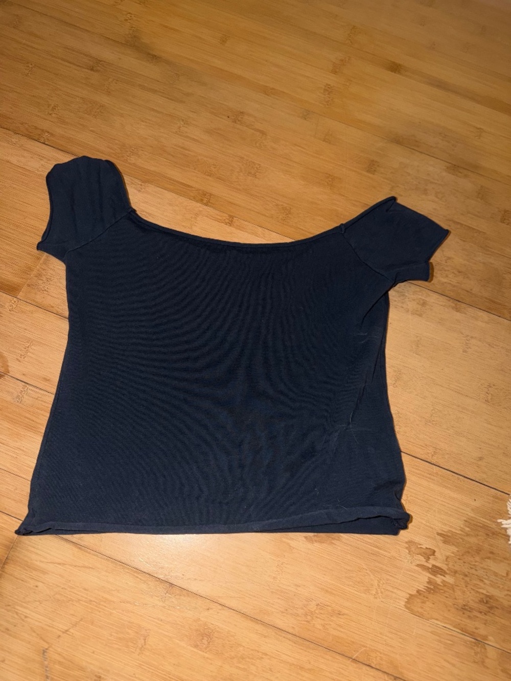 Brandy Melville off the shoulder top